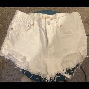 Free People (We The Free) White Denim Shorts Sz 25